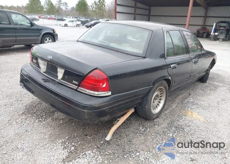 2011 Ford Crown Victoria Lx z USA, uszkodzony, nr VIN 2FABP7EV5BX140167